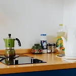 Apor Apartment *