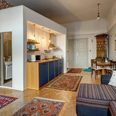 Apor Apartment