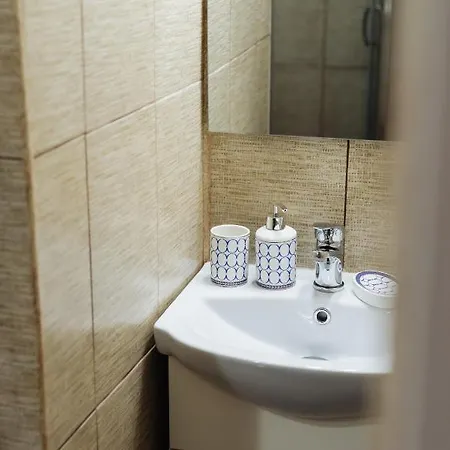 Apor Apartment
