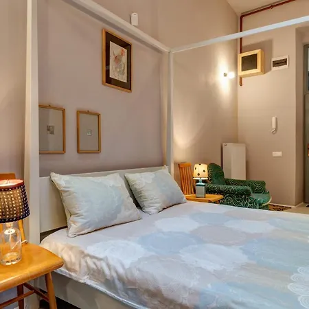 Apor Apartment